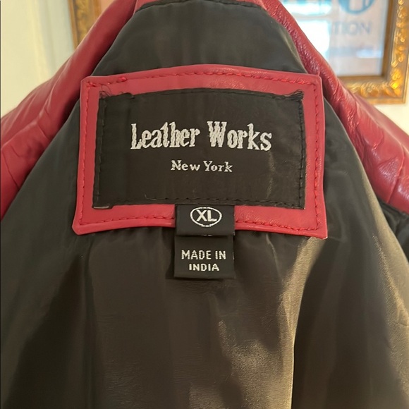 Red Leather Jacket with Fitted Silhouette - Picture 15 of 16